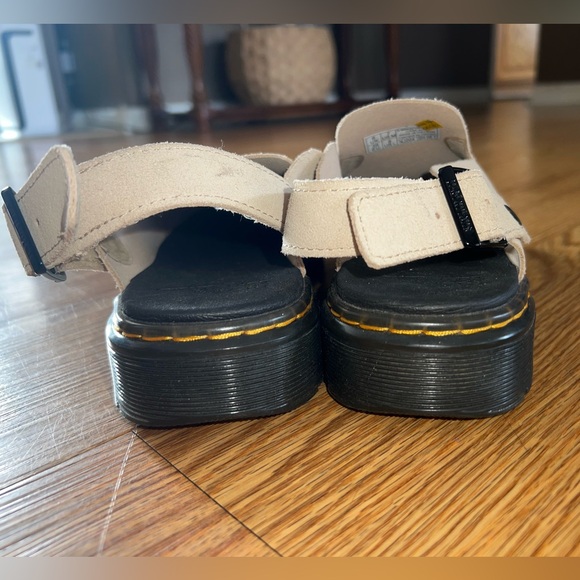 Dr. Martens Women's Jorge II Suede Clogs size 8 - Picture 2 of 7